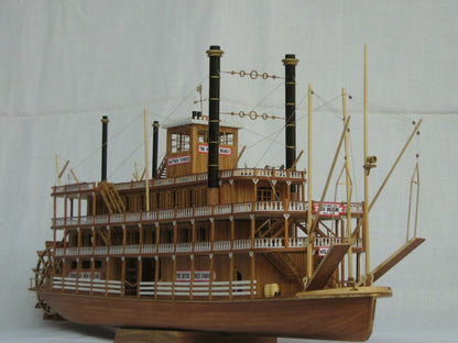 Scale 1/100 wood boat model kits Sternwheel steamer Mississippi 1870 ship model